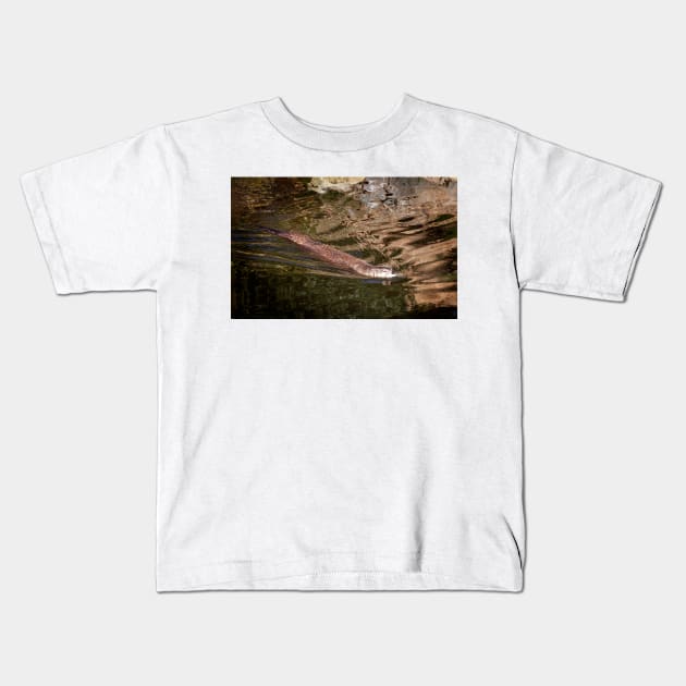 North American River Otter Kids T-Shirt by GrahamPrentice